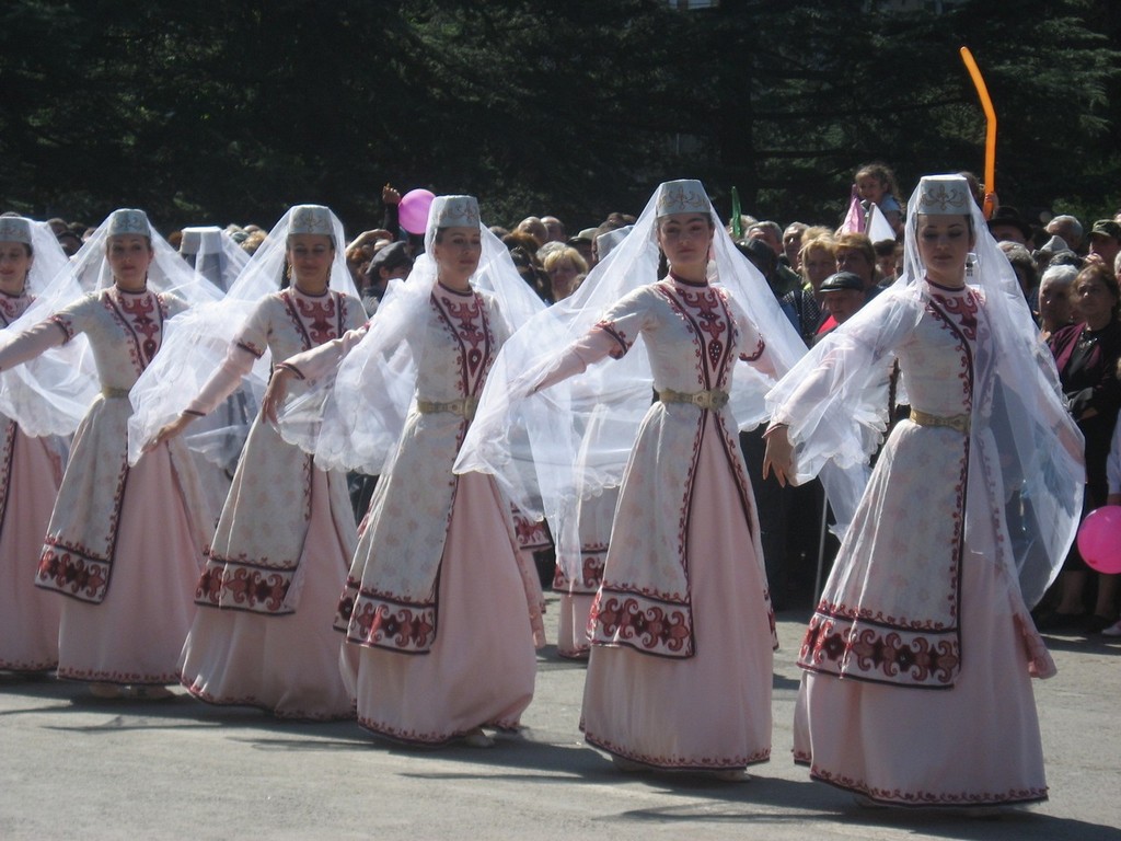 Школа кавказских танцев в Москве